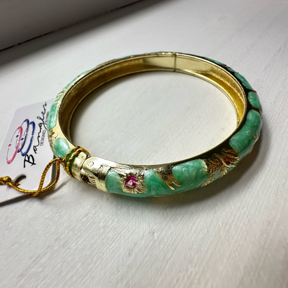 NWT Tropical Bangle from Maui